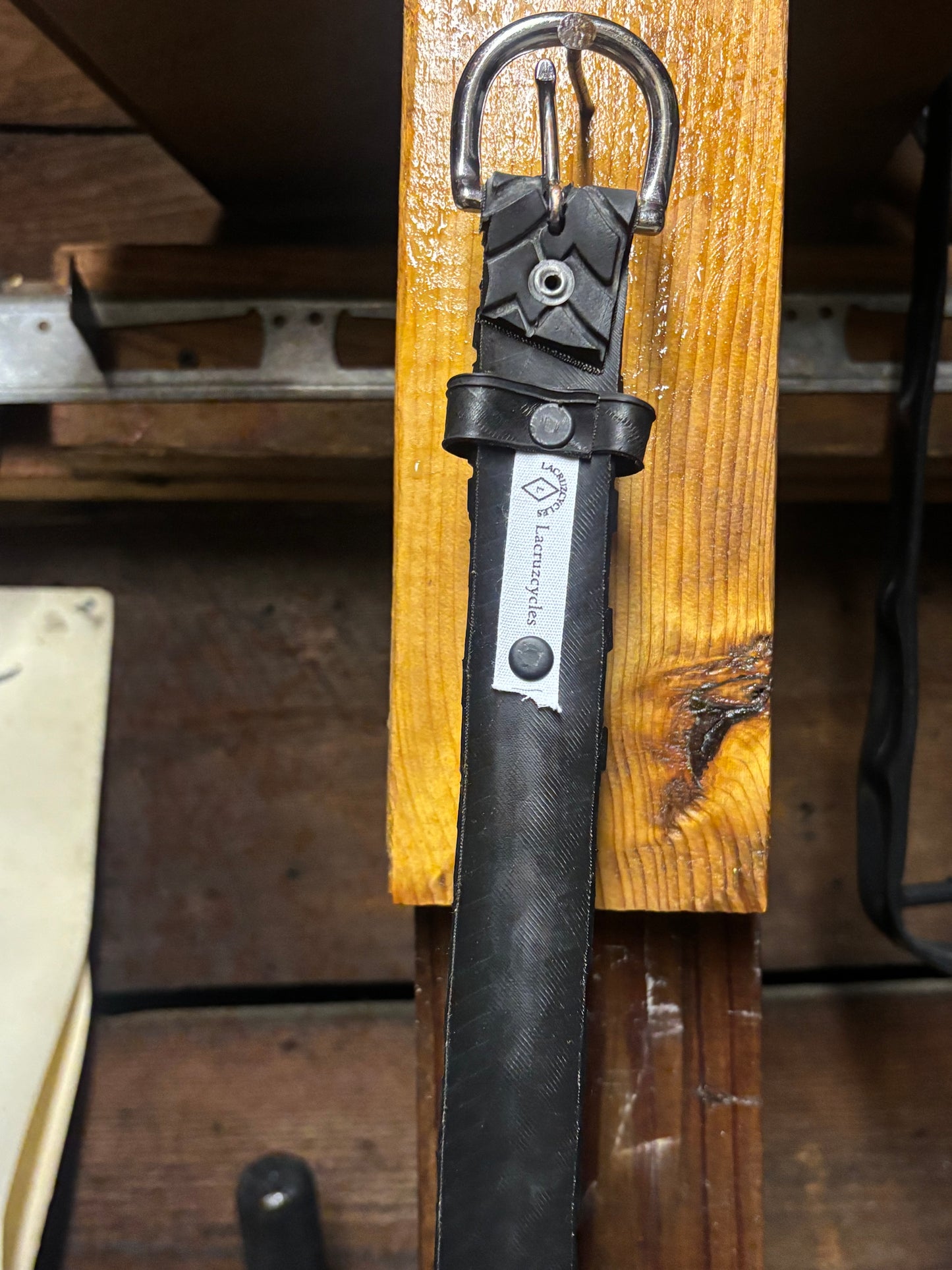 Nylon tire belt (55>)